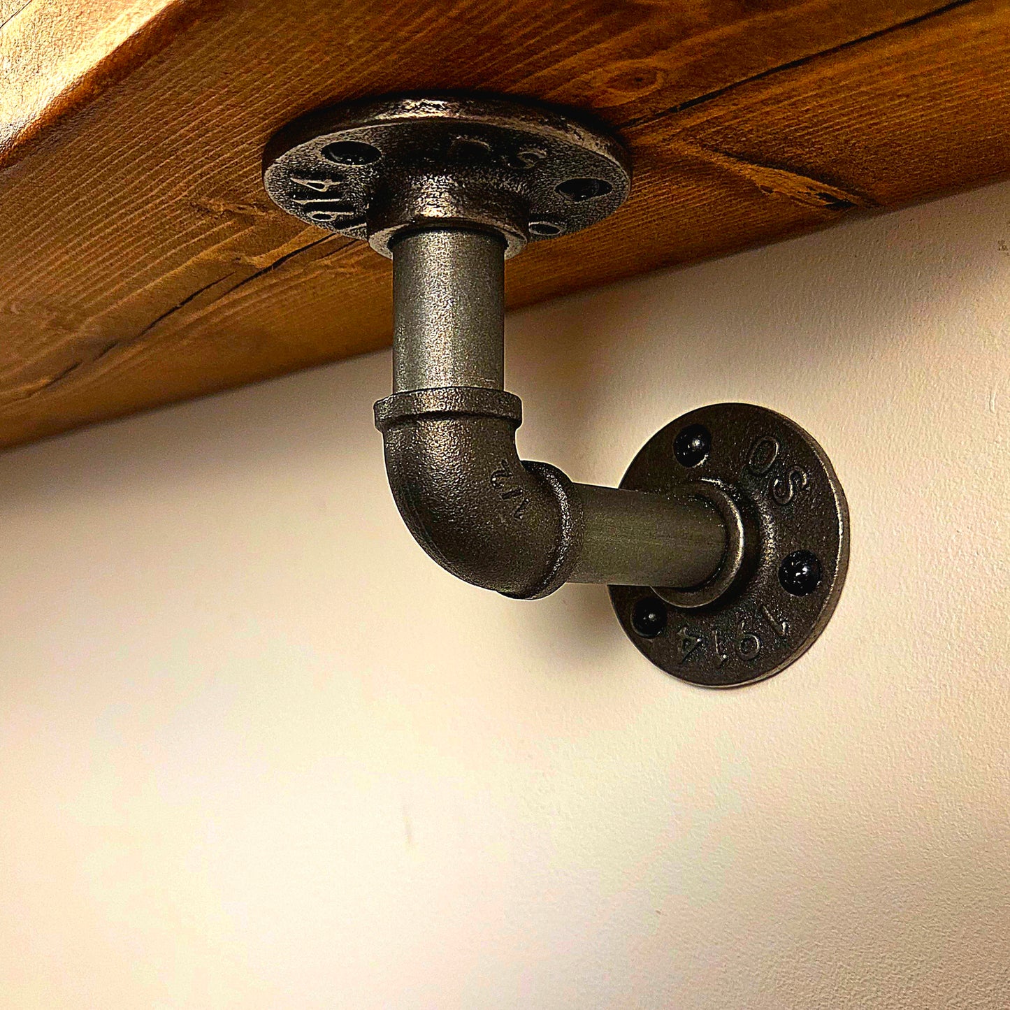 Rustic Industrial Pipe Bracket Shelf | 15cm